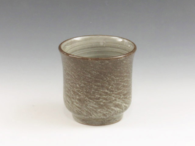 Utsutsugawa-Yaki (Nagasaki) Gagyu-Gama Japanese sake cup (guinomi)  8UTU0057
