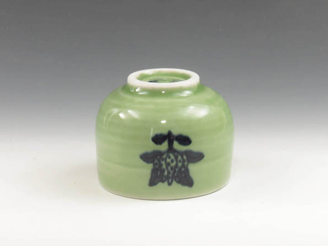 Kaminohata-Yaki (Yamagata) Toutozan-Gama Japanese sake cup (guinomi) 1KAM0010
