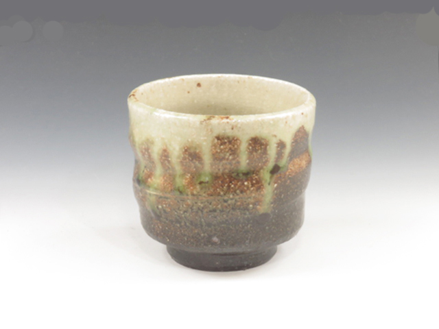 Iga-Yaki (Mie) Fuushi-Gama Japanese sake cup (guinomi) 4IGA0117